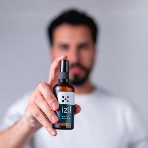 Royal Oud Argan Oil - Smoothes & Perfumes - Image 2