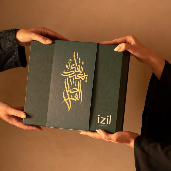 The Oud Renewal Ritual - A nourishing ritual with a touch of Arabian Oud - Image 5